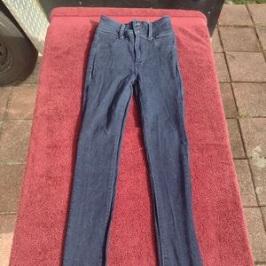 American Eagle Outfitters Super High Rise Jegging super super Stretch SZ 2 tall